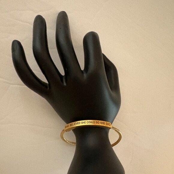Inspire Me "She Believe She Could So She Did" Gold Bracelet - Picture 1 of 5
